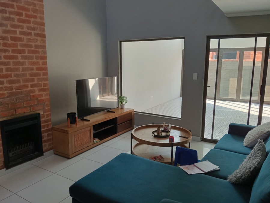 4 Bedroom Property for Sale in Waterval East North West